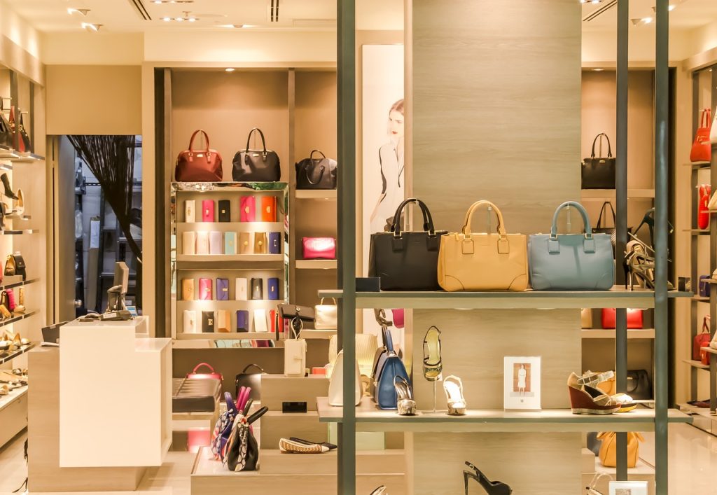 Shopping_Yakeen_Concept
